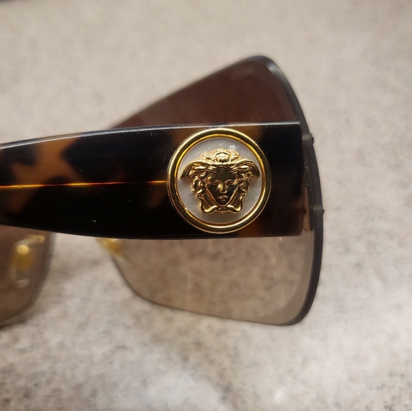 Versace womens Y2K 4225-K sunglasses - Picture 4 of 9